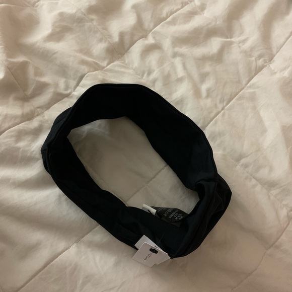 SOLD❗️2/$10 NWT Topshop Black Bandeau bra! - Picture 5 of 5